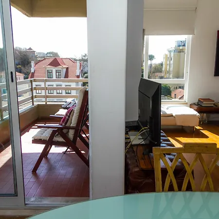 Liiiving In Foz Spacious Apartment Porto